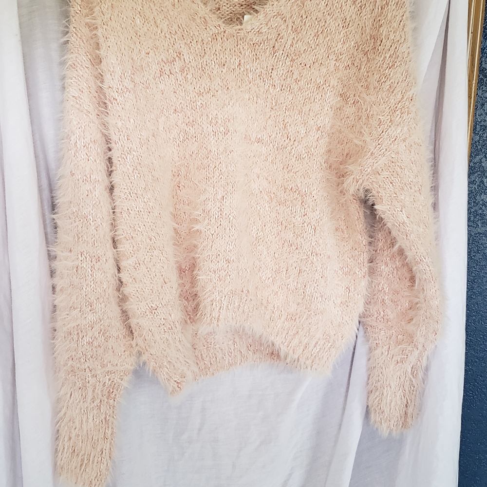 Elegant Cream V-Neck Women's‎ Sweater. Fuzzy sweater. Y2K  Soft.  Ladies Medium